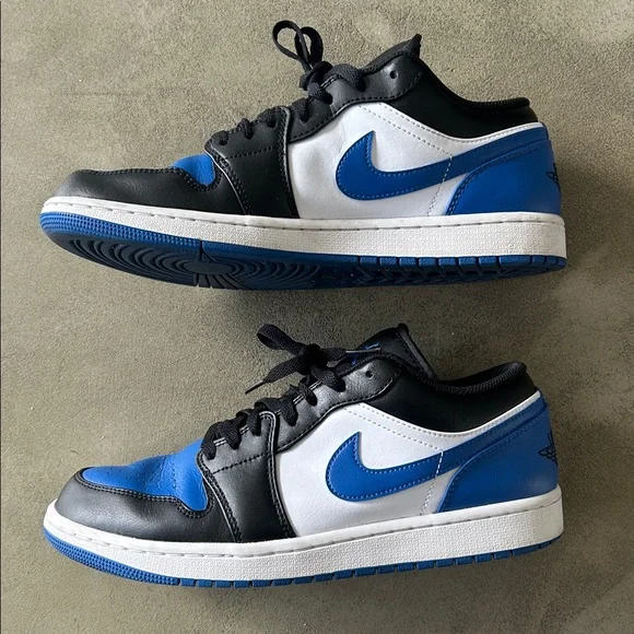 🖤 Jordan 1 Low SE Sneakers